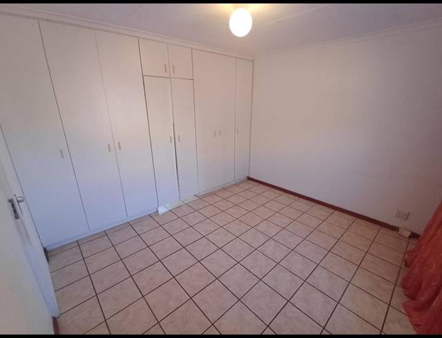 1 BEDROOM PROPERTY TO RENT IN BLUEWATER BAY
